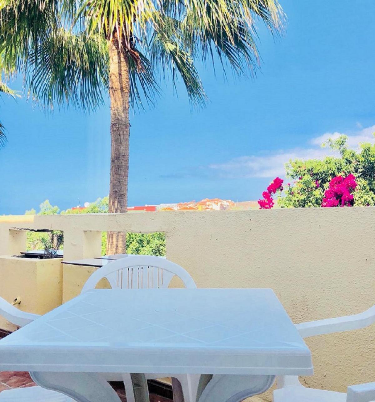 Amazing Holidays In Tenerife With Wifi Адехе Екстериор снимка