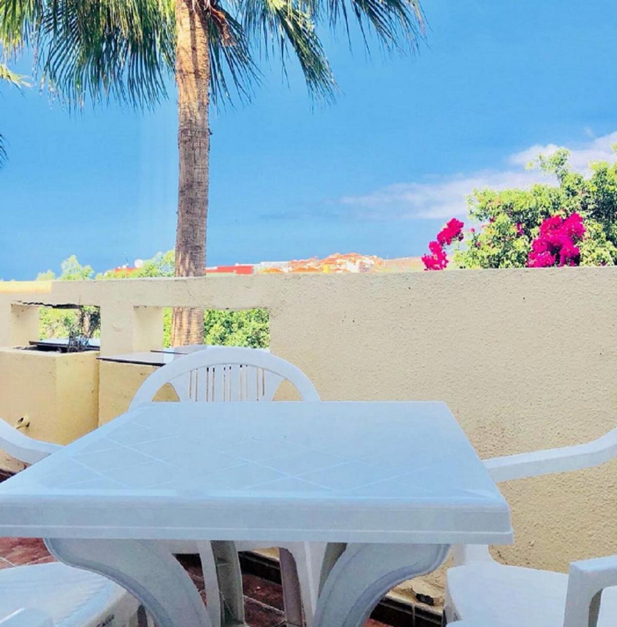 Amazing Holidays In Tenerife With Wifi Адехе Екстериор снимка